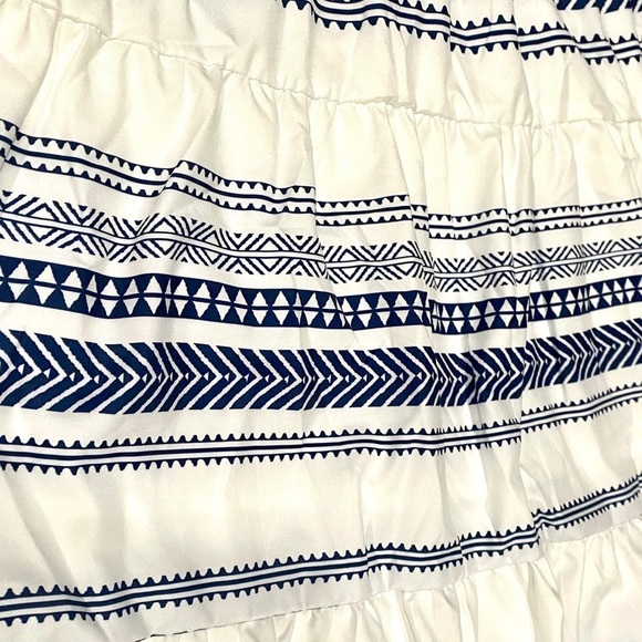 NEW WT - BloomChic Blue Multicolored Maxi Dress with Pockets Size 10 - Picture 6 of 12